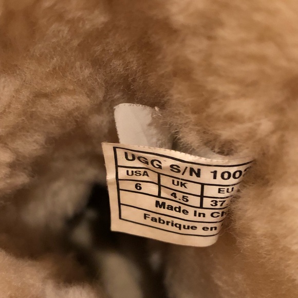 Ugg boots - Picture 4 of 4